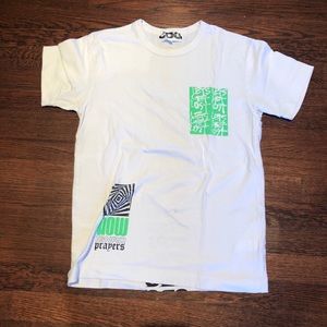 Comme de Garçon T-Shirt (Men’s Medium)